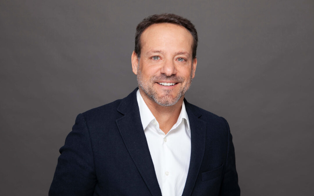 Entrevista a Francisco García Cortés: «Un producto ya no se vende y desaparece: tiene muchísimas vidas»